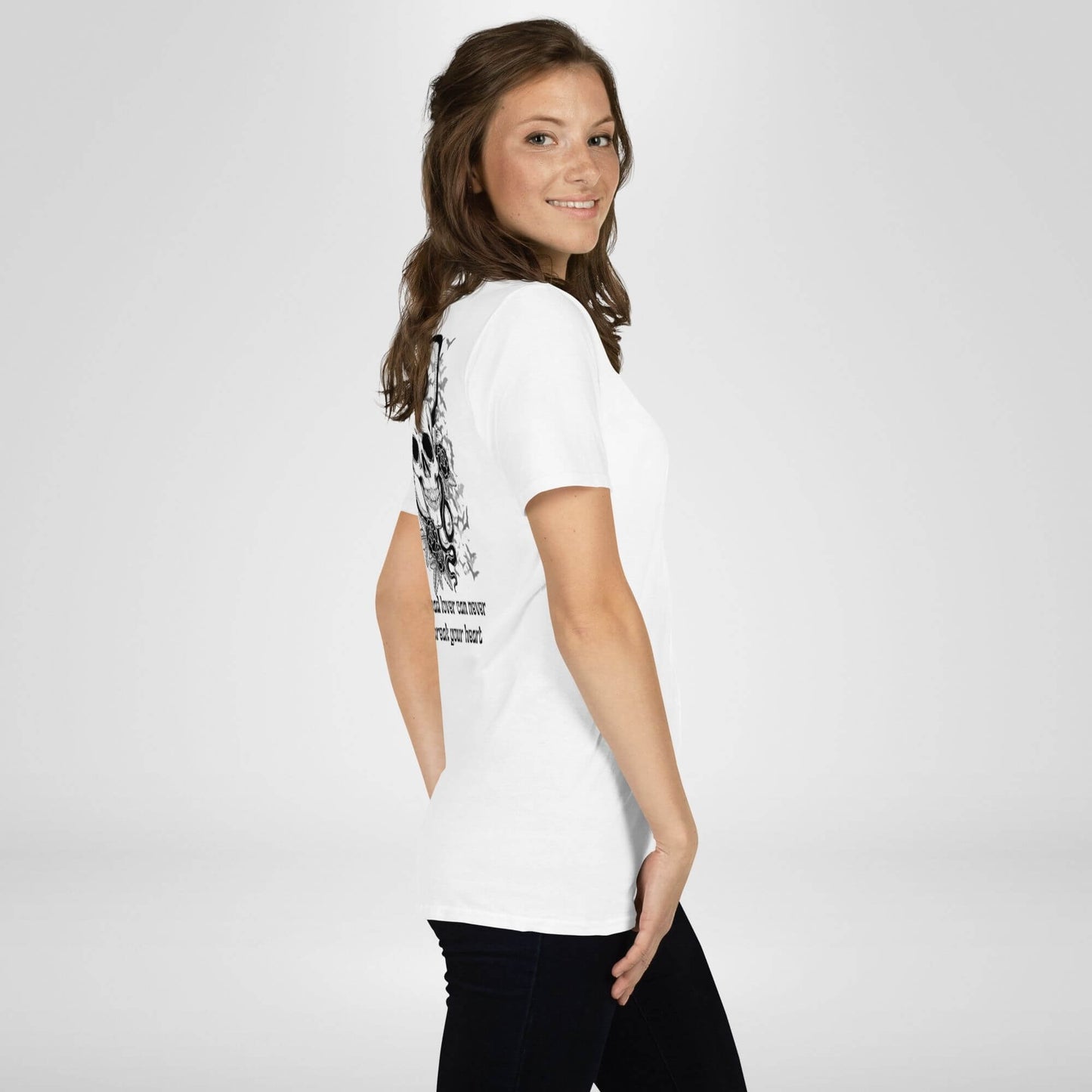 A Dead Lover Can Never Break Your Heart | T-shirt Unissexo